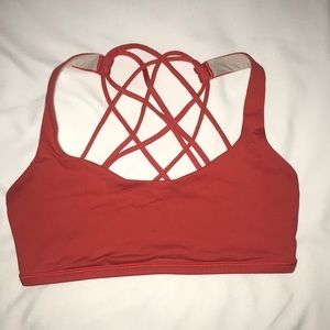 🏃‍♀️👟 Lululemon sports bra